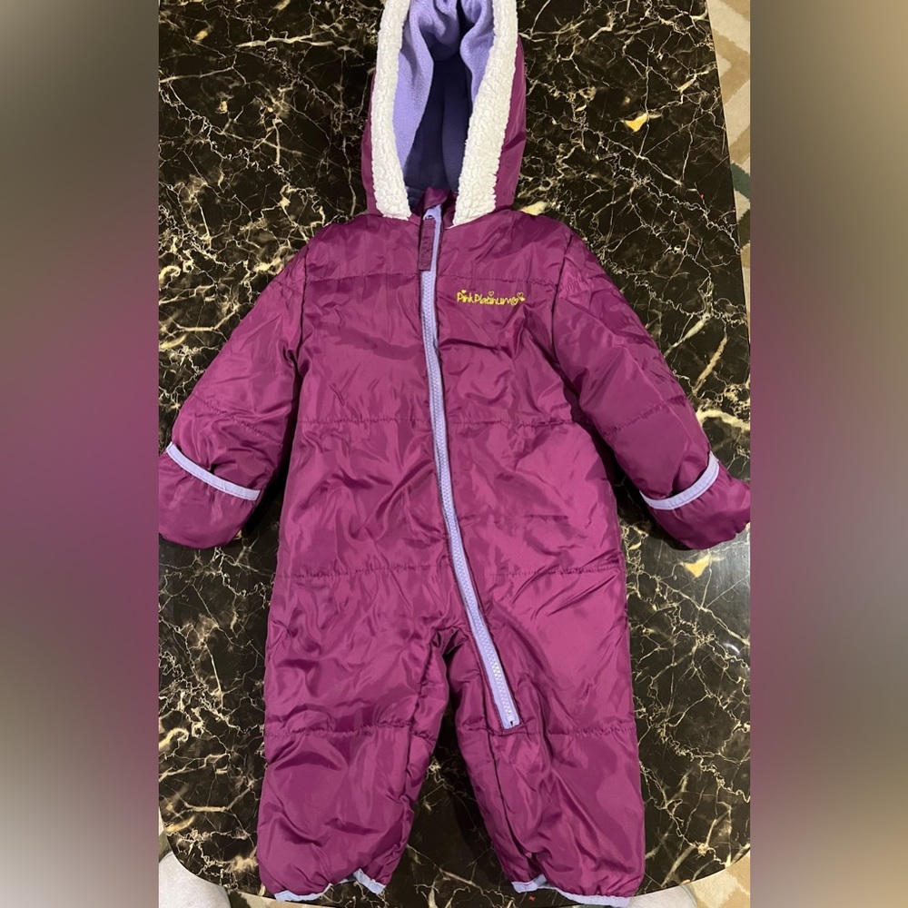 Snow coat Pink platinum  toddler girls  pretty color nice thick inside m…
